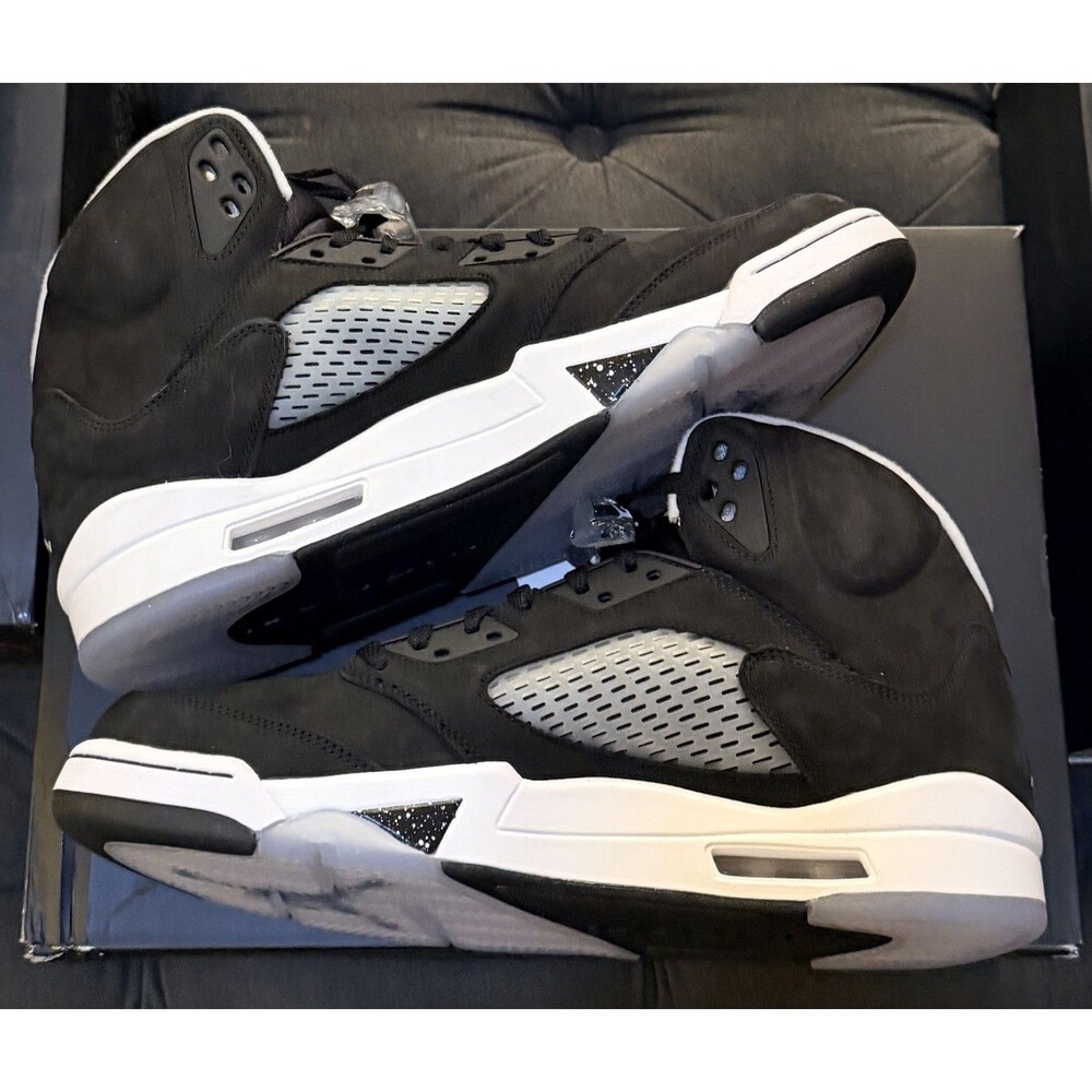 Nike Air Jordan 5 Retro Moonlight/Oreo Size 10.5